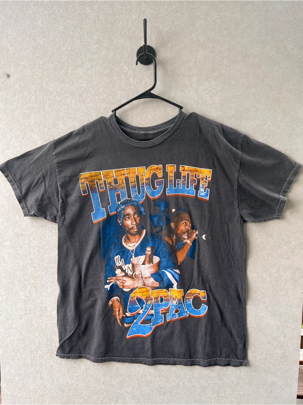 Thug Life 2Pac Graphic Tee  vintage look men’s size Large new no tags #474